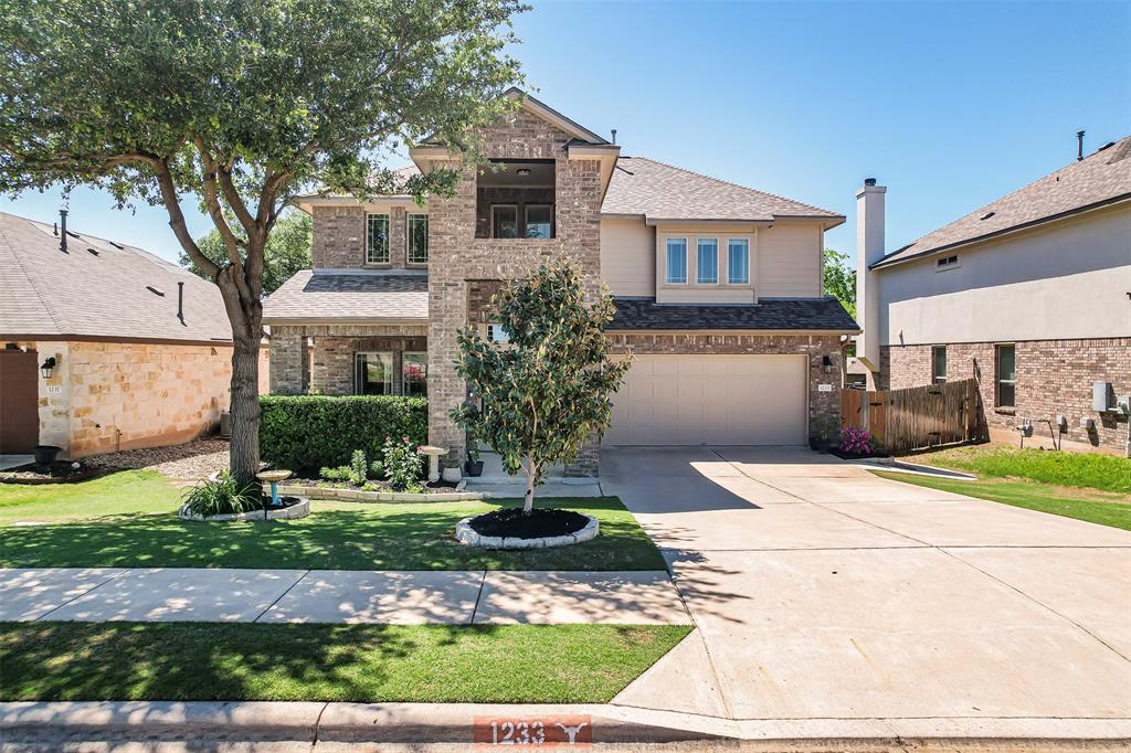 Sold home at 1233 Peregrine Way in Leander, Texas — seller representation by Hannah Mara